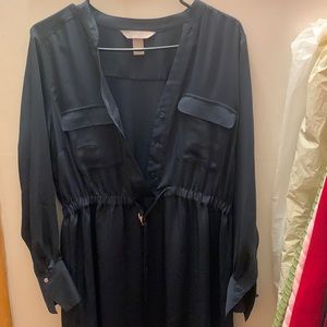 Navy blue light weight dress. Perfect for a church, brunch or a dinner party!